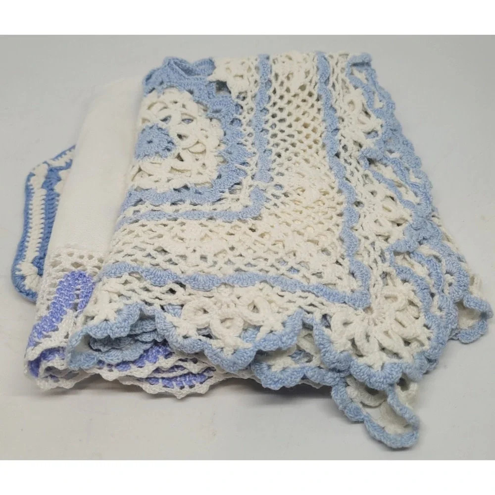 Vintage Set of 3 Crocheted Table Runner Placemat Potholder Blue White